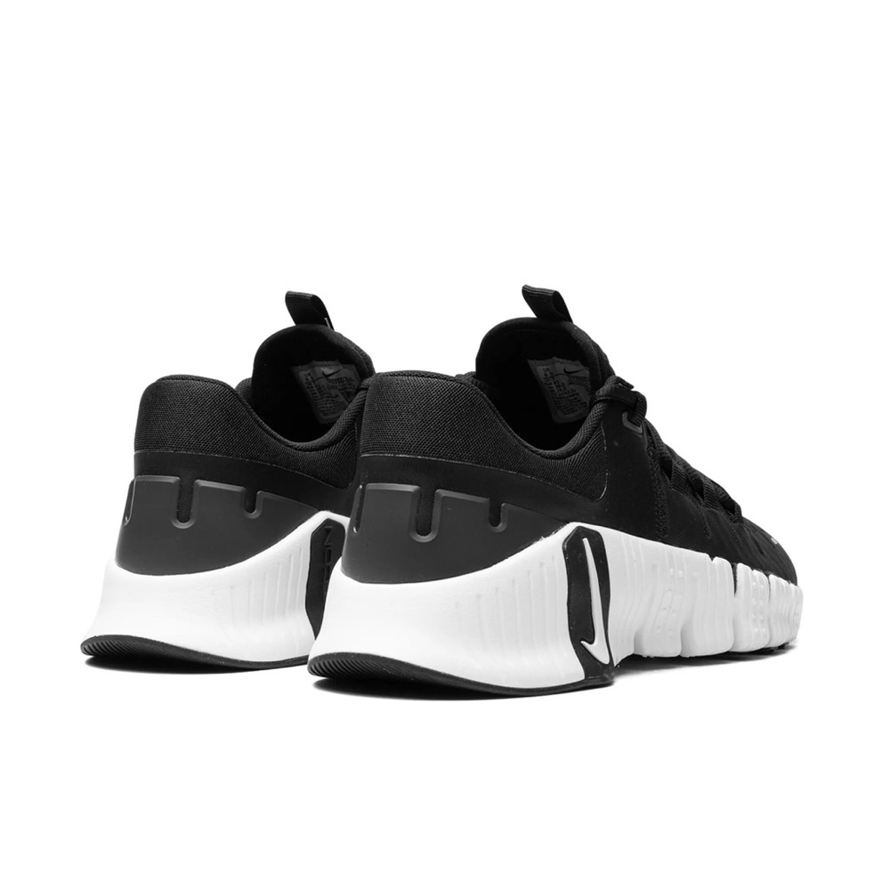 Nike Free Metacon 5 Sneakers - Picture 3 of 7